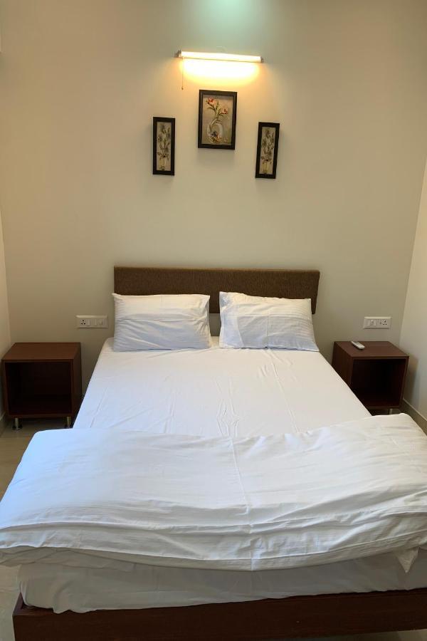 Vennela Hotel Apartments Bangalore Eksteriør bilde